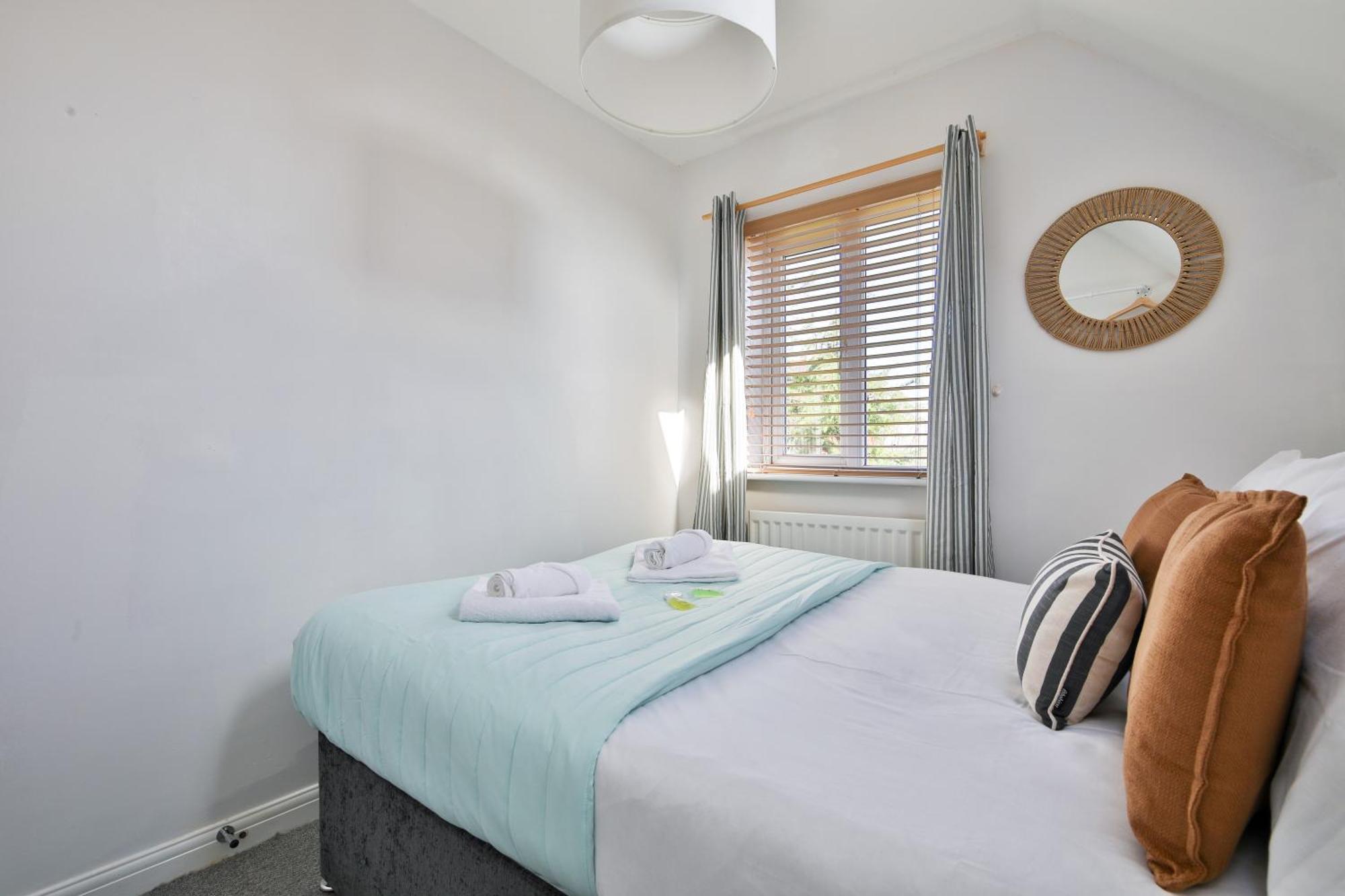 Stayright 2 Bed Beach House With Private Parking- Next To Barry Beach And Jackson Bay Esterno foto