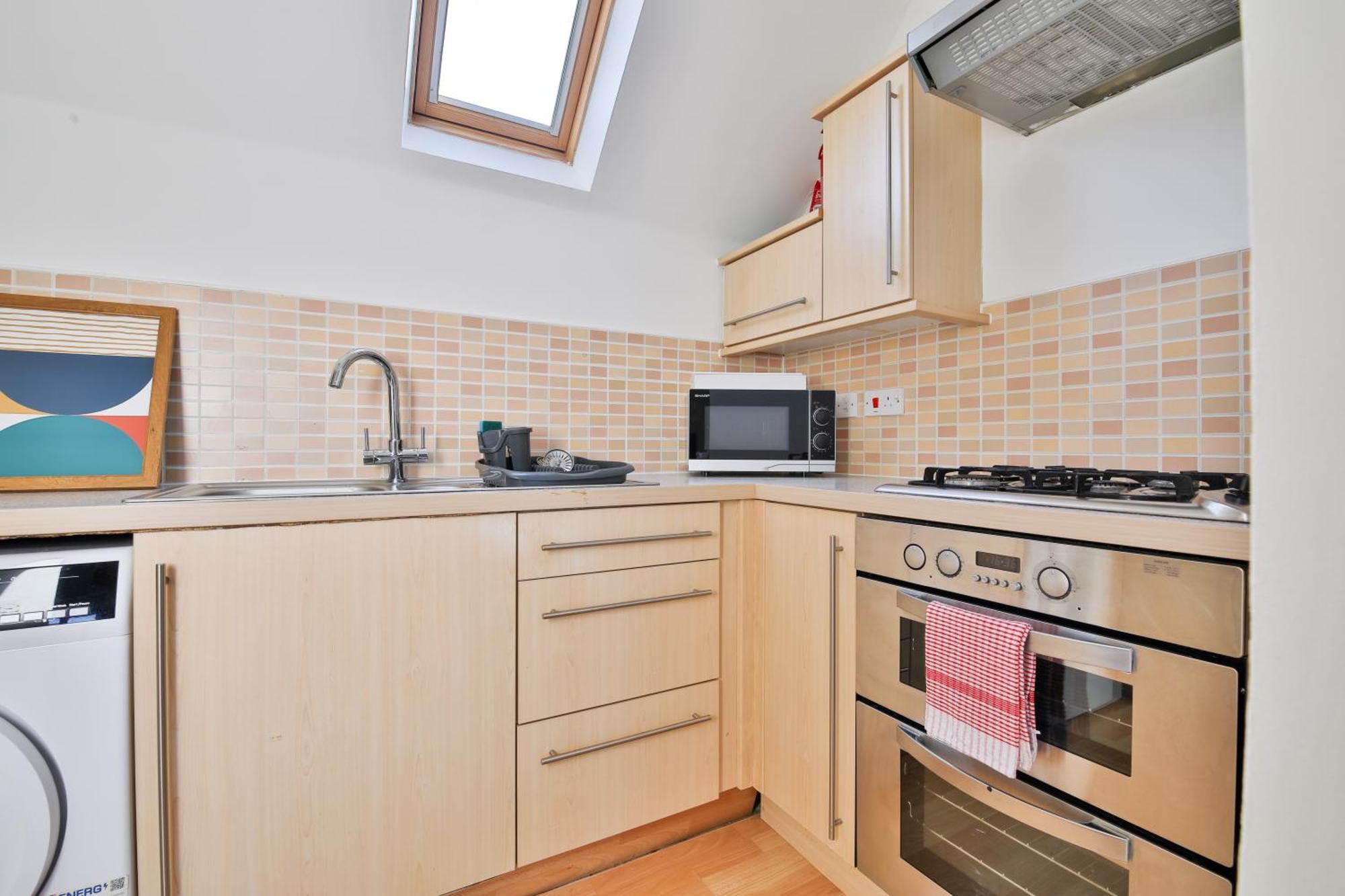 Stayright 2 Bed Beach House With Private Parking- Next To Barry Beach And Jackson Bay Esterno foto