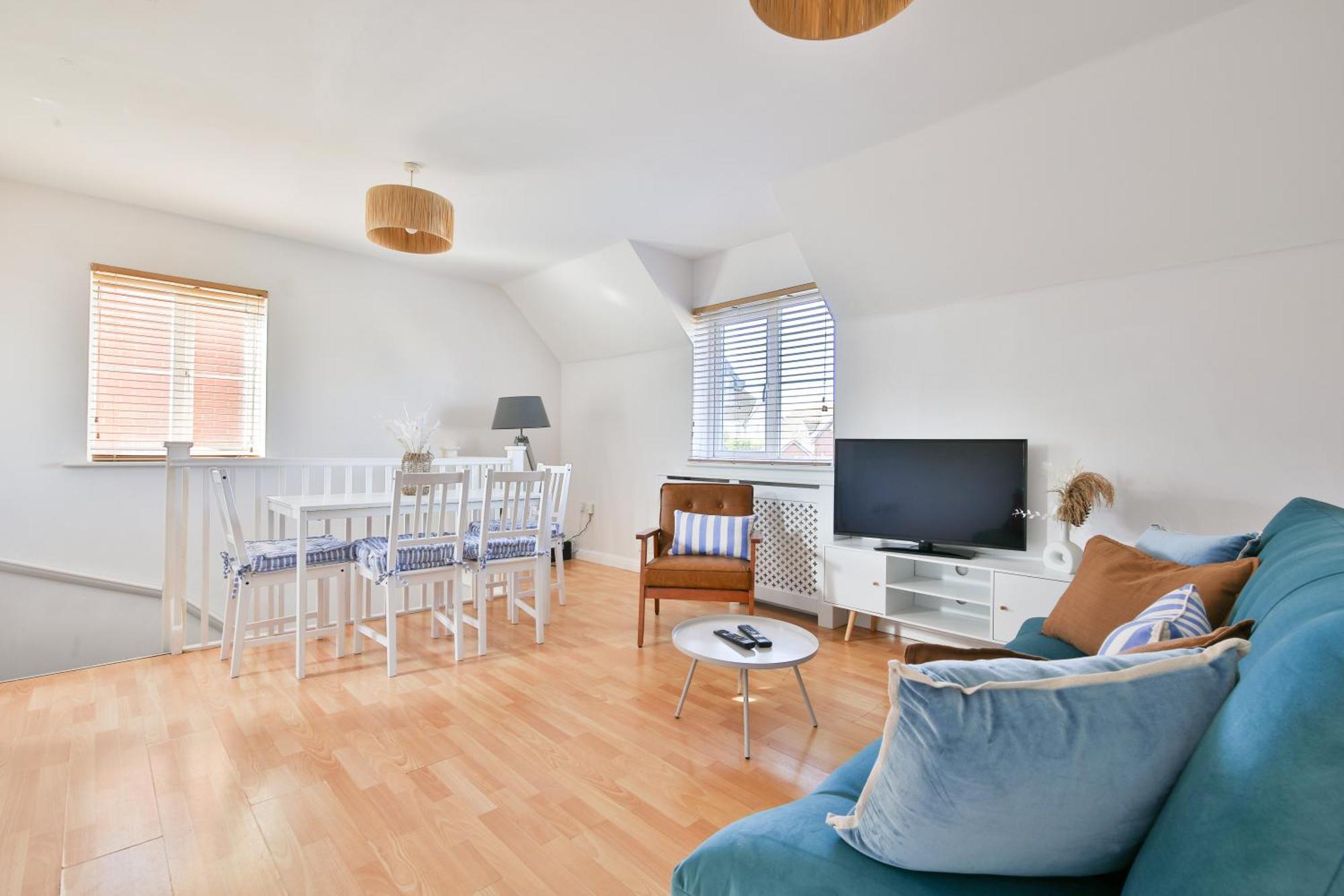 Stayright 2 Bed Beach House With Private Parking- Next To Barry Beach And Jackson Bay Esterno foto