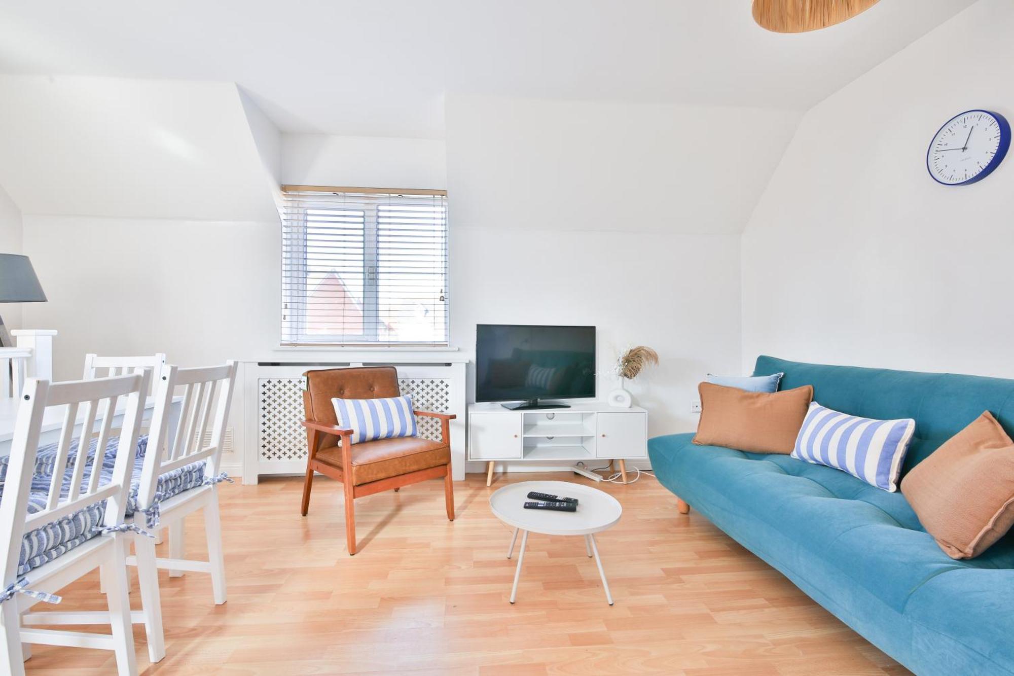 Stayright 2 Bed Beach House With Private Parking- Next To Barry Beach And Jackson Bay Esterno foto